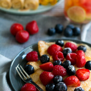 Pannekoek berries and coconut