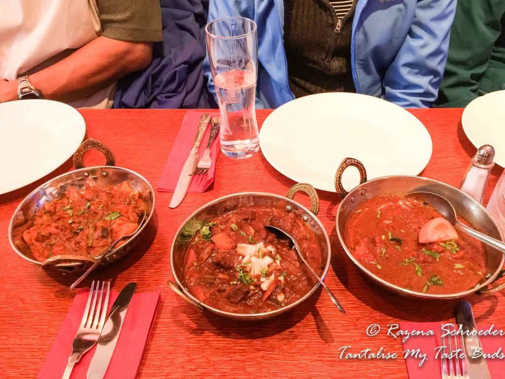 London East end food tour - Aladin Curry House curries 