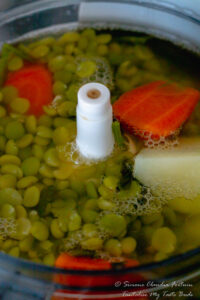 Cape Malay Split Pea soup recipe split peas and vegetables in blender